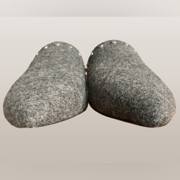 Bernardo studded Annie mule, wmns sz 71/2 M - Picture 6 of 7